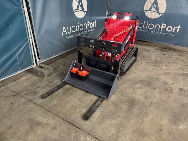 Skid Steer Loader Nuoman T330XL Red Diesel 2025 New 2024 Nuoman NM-SLD380 2024 0 image 3