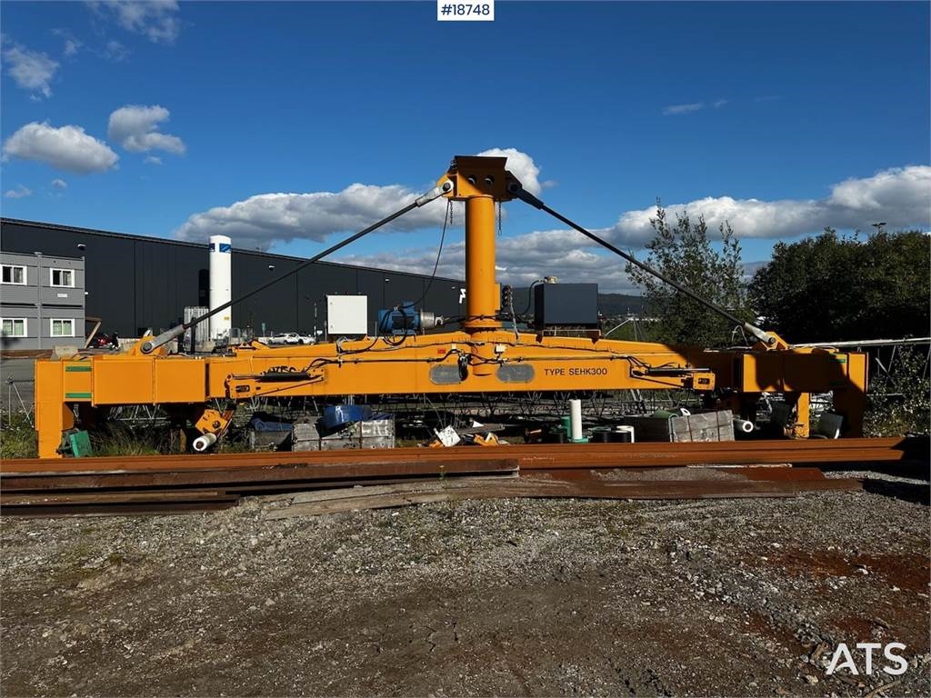 Heavy machinery product image - Image 2 of 3