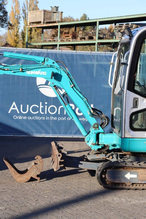 Mini excavator Sunward SWE17B Diesel 2018 2018 Sunward SWE17B 2018 1 image 11