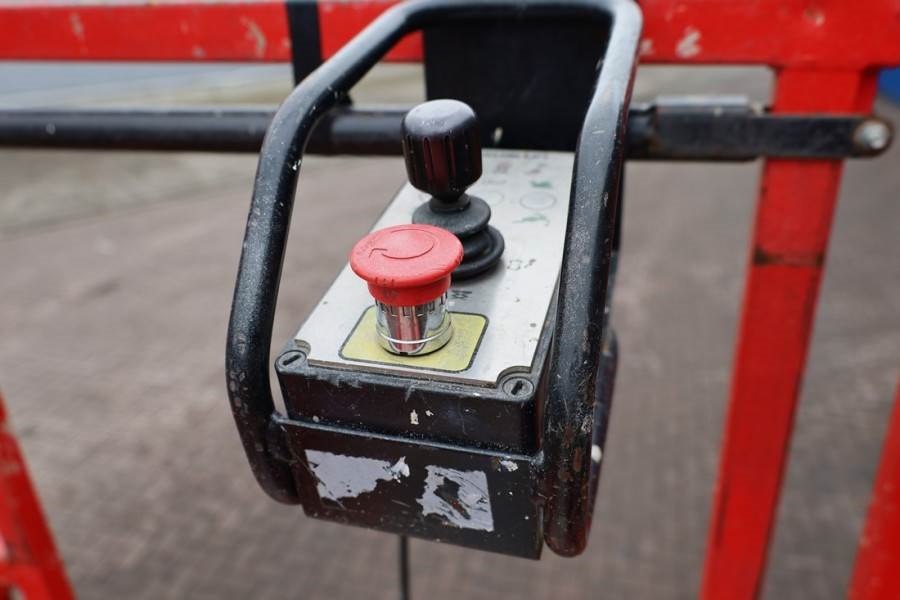 Holland Lift Ecostar HL-9710 Electric, 12m Working Height, 325k 2015 HOLLAND LIFT - Ecostar HL-9710 - 63514 Holland lift E...
