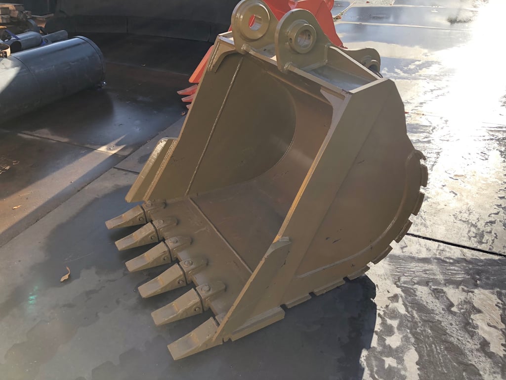 Caterpillar 325B 47 inch HDBucket 2021 00028245 325B 47 inch HDBucket 2021 0 image 4