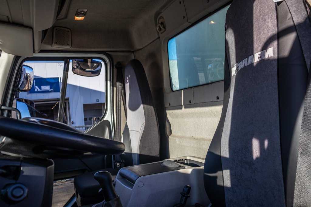RENAULT PREMIUM 340 DXI+E5 2013 E61146 Renault PREMIUM 340 DXI+E5 2013 1 image 9