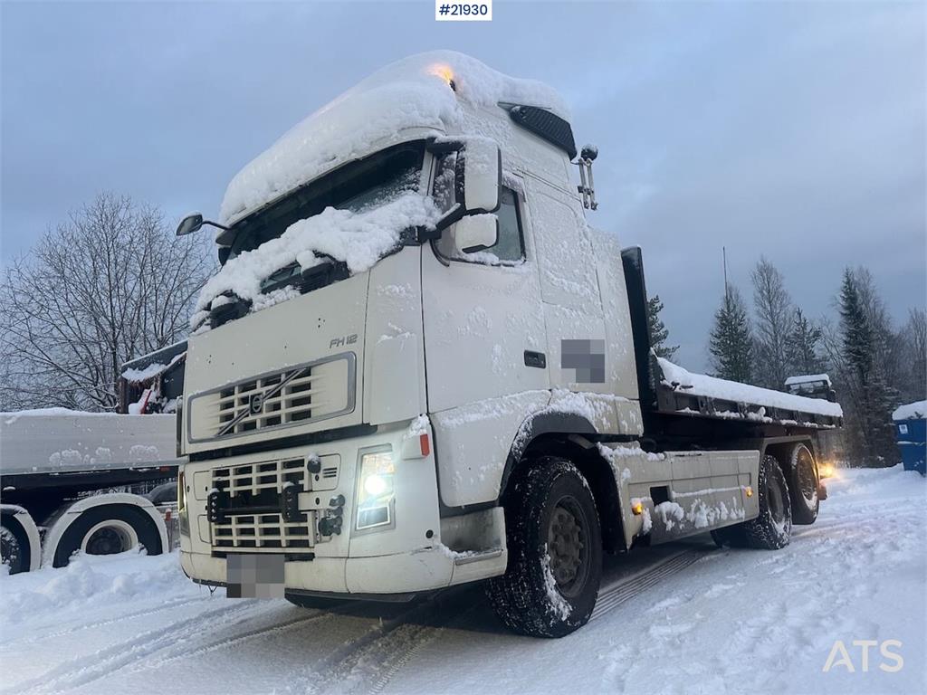 Volvo FH12 snow-plow equipped hook truck with flatbed – 2005 21930 FH12 snow-plow equipped hook truck with flatbed – 2005 ...