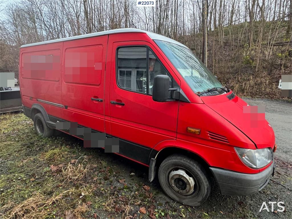 Mercedes-Benz Sprinter 416 with Leistikow flushing unit 2002 22073 Sprinter 416 with Leistikow flushing unit 2002 1 Closed...