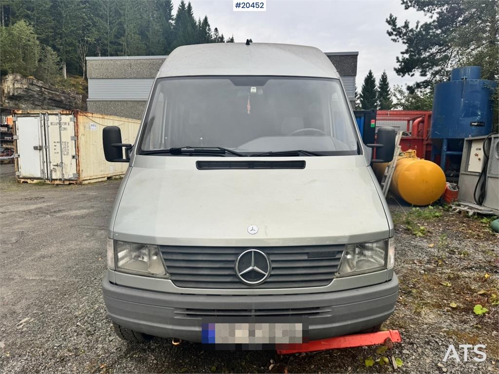Mercedes-Benz Sprinter 312 Minibus from NORWAY 1999 20452 Mercedes-Benz Sprinter 312 Minibus from NORWAY 1999 1 image 10