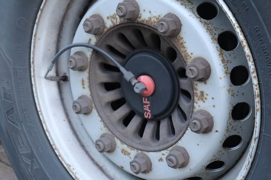 Krone SD Dutch Registration, 3-Axle, Lift Axle, Air Susp 2015 KRONE - SD - 61395 SD Dutch Registration, 3-Axle, Lift Axle,...