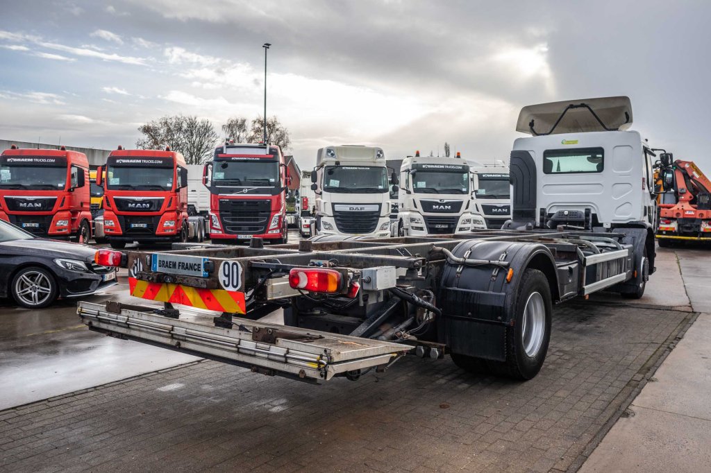 RENAULT PREMIUM D WIDE 320 DXI 2015 E63003 Renault PREMIUM D WIDE 320 DXI 2015 1 image 3