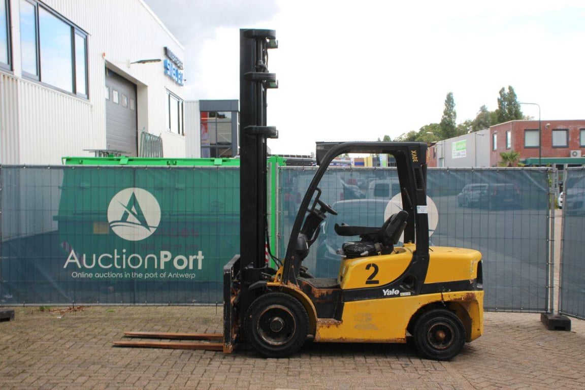 Heftruck Yale GDP30VX E2345 Diesel 2720kg 4.91m 2010 2010 GDP30VX E2345 2010 1 Forklift image 2