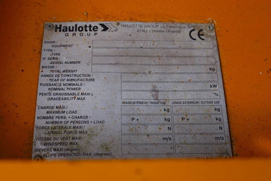 Haulotte Compact 10 Electric, 10m Working Height, 450kg Cap 2011 HAULOTTE - Compact 10 - 62352 Compact 10 Electric, 10m Wo...