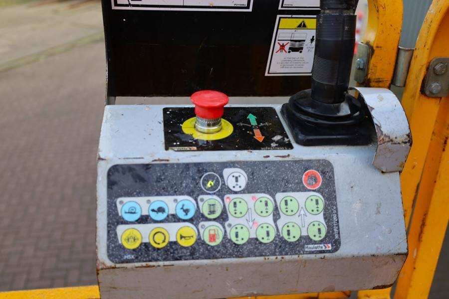 Haulotte H15SXL Diesel, 4x4 Drive, 15m Working Height, 500k 2011 HAULOTTE - H15SXL - 63133 H15SXL Diesel, 4x4 Drive, 15m W...
