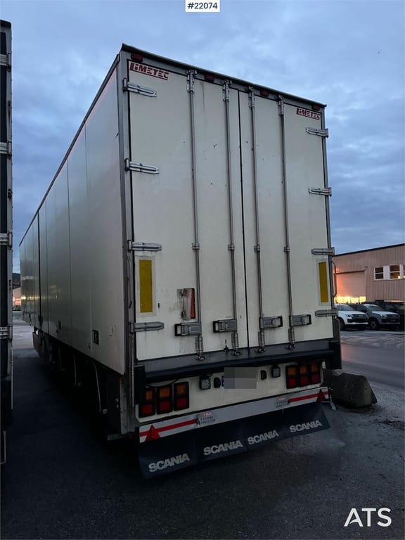 Limetec semi-trailer with full side opening. 2008 22074 Limetec semi-trailer with full side opening. 2008 1 Box semi-trail...