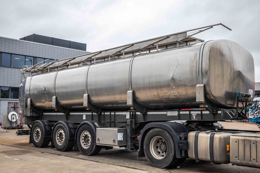 Heavy machinery product image - Image 2 of 3