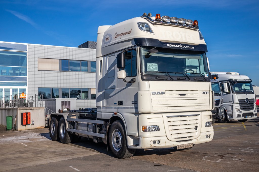 DAF XF 105.460 -6X2-INTARDER+AJK 20 T. 2014 E61384 DAF XF 105.460 -6X2-INTARDER+AJK 20 T. 2014 1 image 2