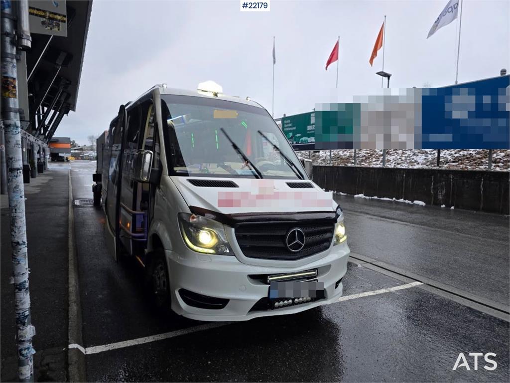Mercedes-Benz Sprinter 519 2015 22179 Mercedes-Benz Sprinter 519 2015 1 image 3