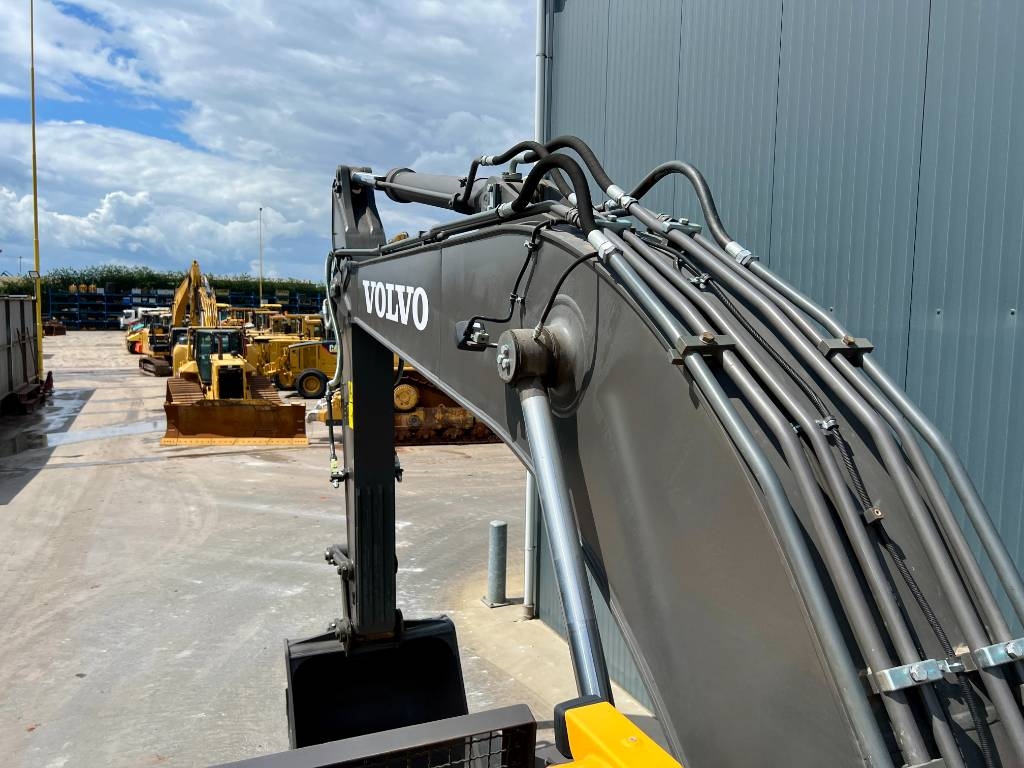 Volvo EC210 2025 207899 EC210 2025 1 Crawler Excavators image 15