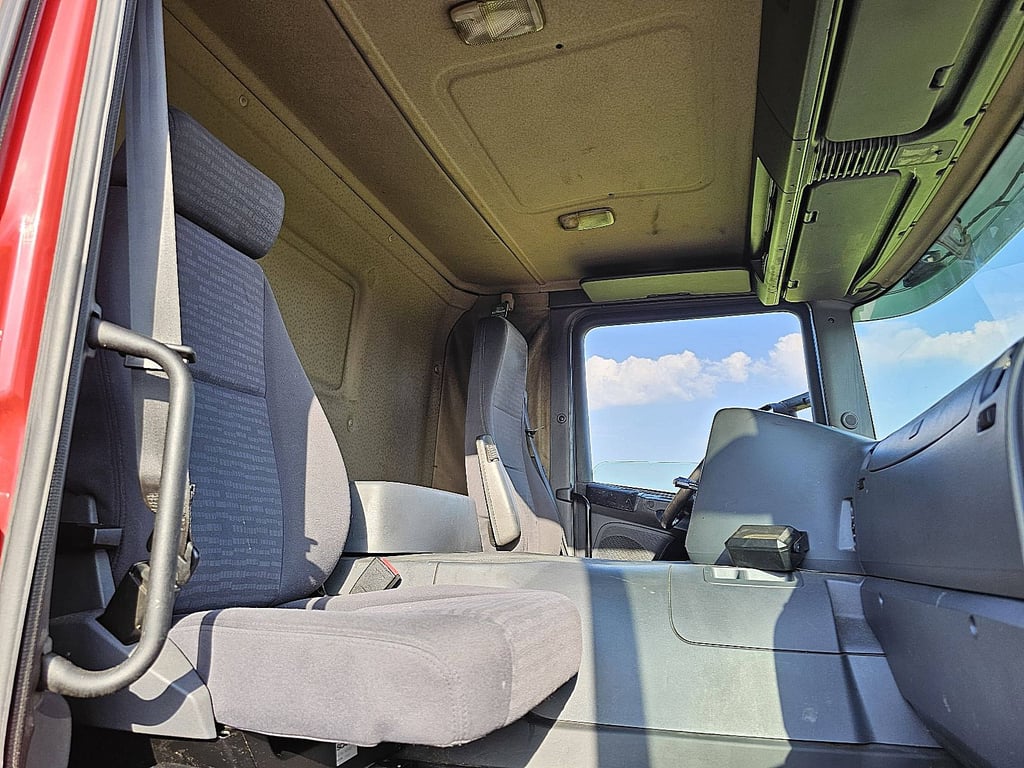 Heavy machinery product image - Image 7 of 15