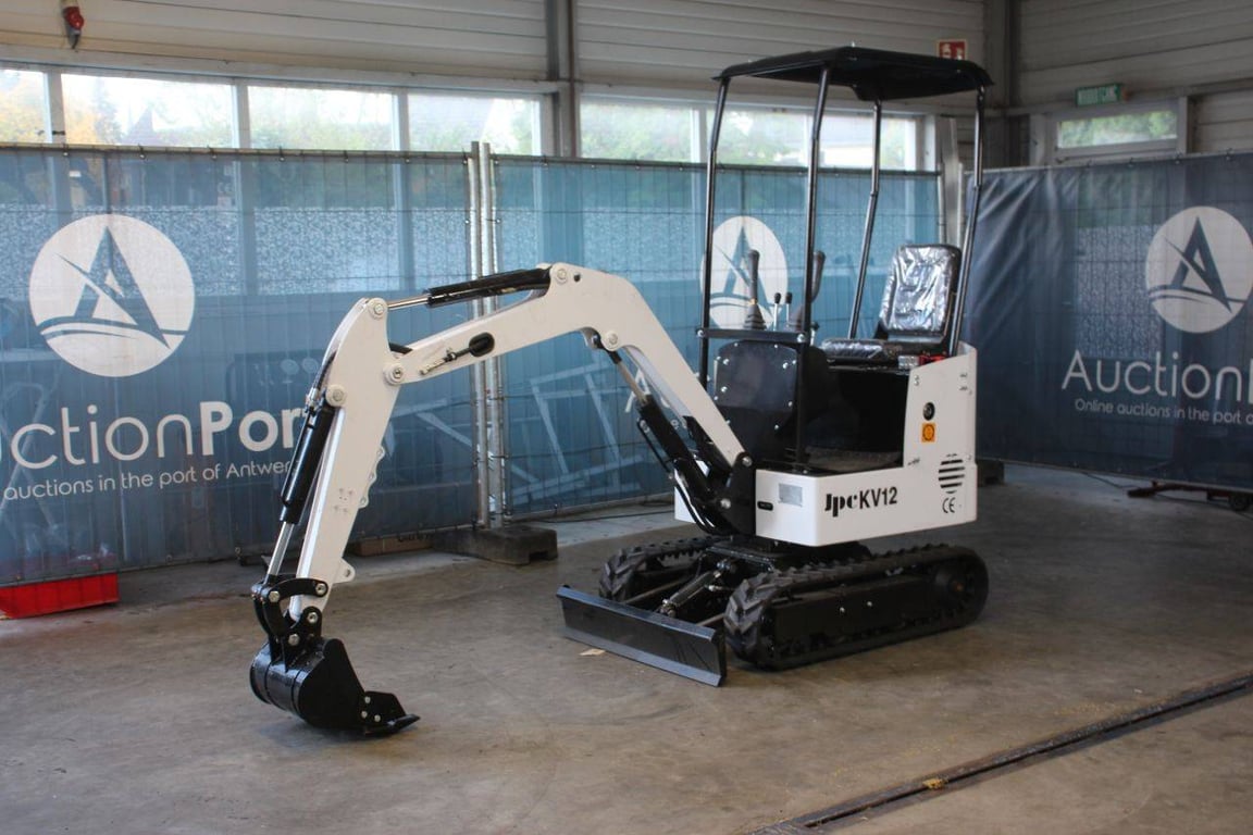 Mini excavator JPC KV12 Diesel 12 hp New JPC KV12 0 image 8