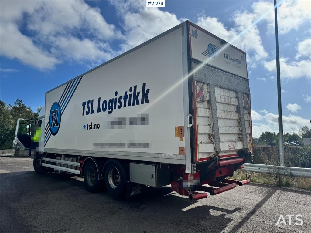 DAF CF440 6x2 Box truck with refrigerator/freezer unit 2014 21278 DAF CF440 6x2 Box truck with refrigerator/freezer unit 2...