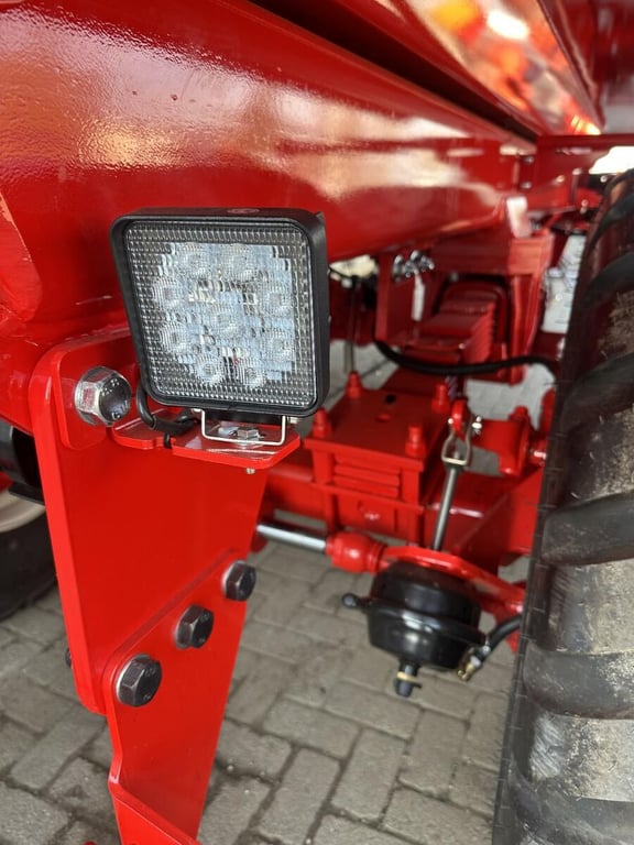 Heavy machinery product image - Image 8 of 15