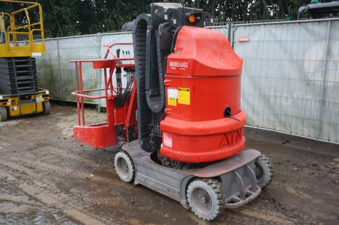 Mast lift ATN Piaf 880R Electric 8.8m 2015 2015 ATN Piaf 880R 2015 1 image 2