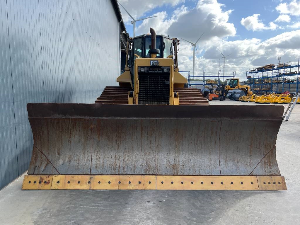 CAT D6N LGP 2016 208862 D6N LGP 2016 1 Dozers image 10