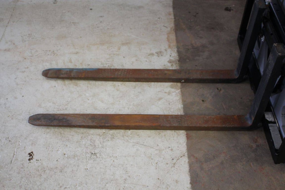 Heavy machinery product image - Image 12 of 15