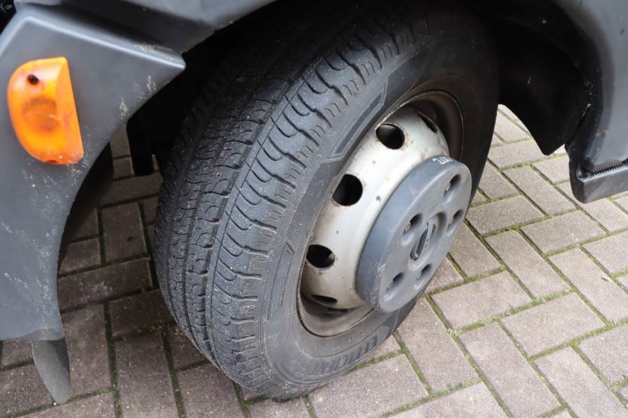 Palfinger P260B Dutch Registration, Driving Licence B/3, Die 2011 PALFINGER - P260B - 62349 P260B Dutch Registration, Driv...