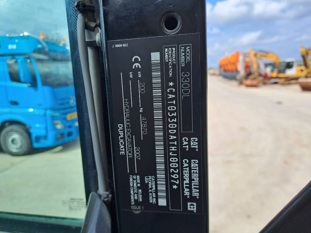 CAT 330 DL UHD (21m UHD + standard boom) 2007 ATR-1761 330 DL UHD (21m UHD + standard boom) 2007 1 Crawler Excavators imag...