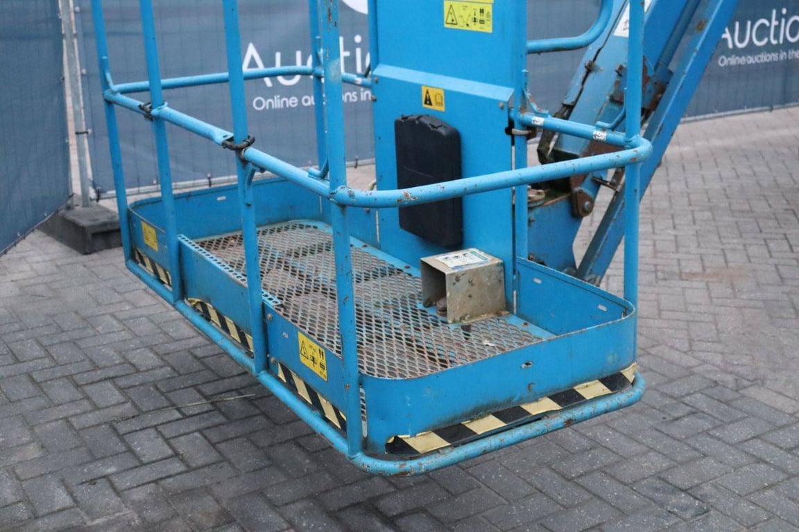 Genie Z45/25J Diesel 16m Articulated Boom Lift 2000 2000 Z45/25J 2000 1 image 10