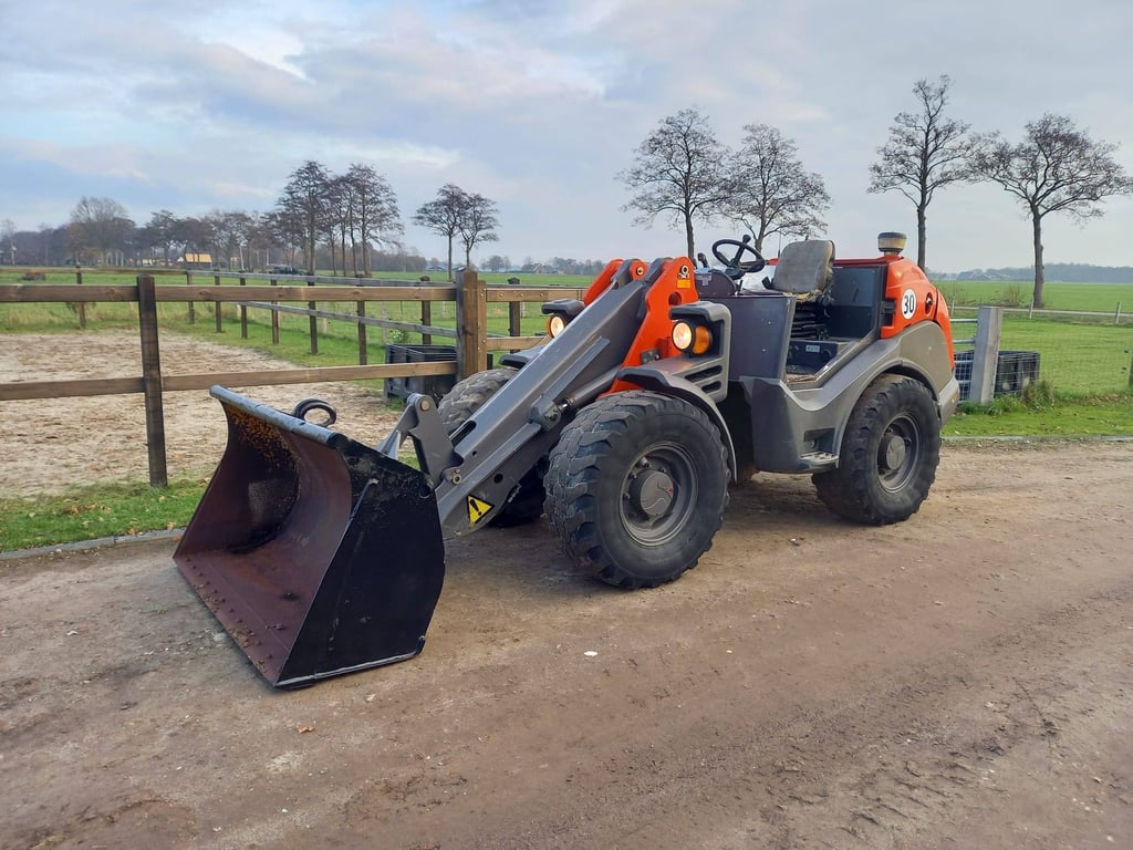 Heavy machinery product image - Image 1 of 1