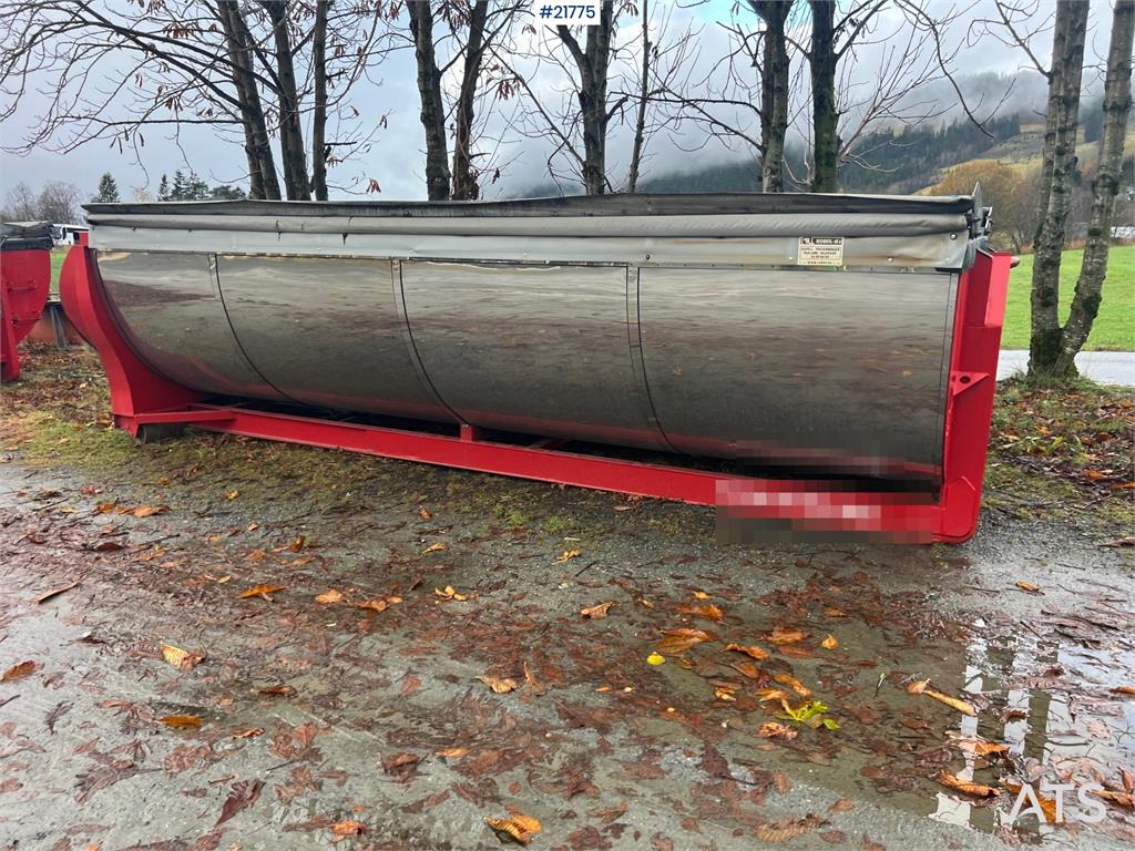 BFAB asphalt tank w/ air-controlled canopy 2015 21775 BFAB asphalt tank w/ air-controlled canopy 2015 1 image 3