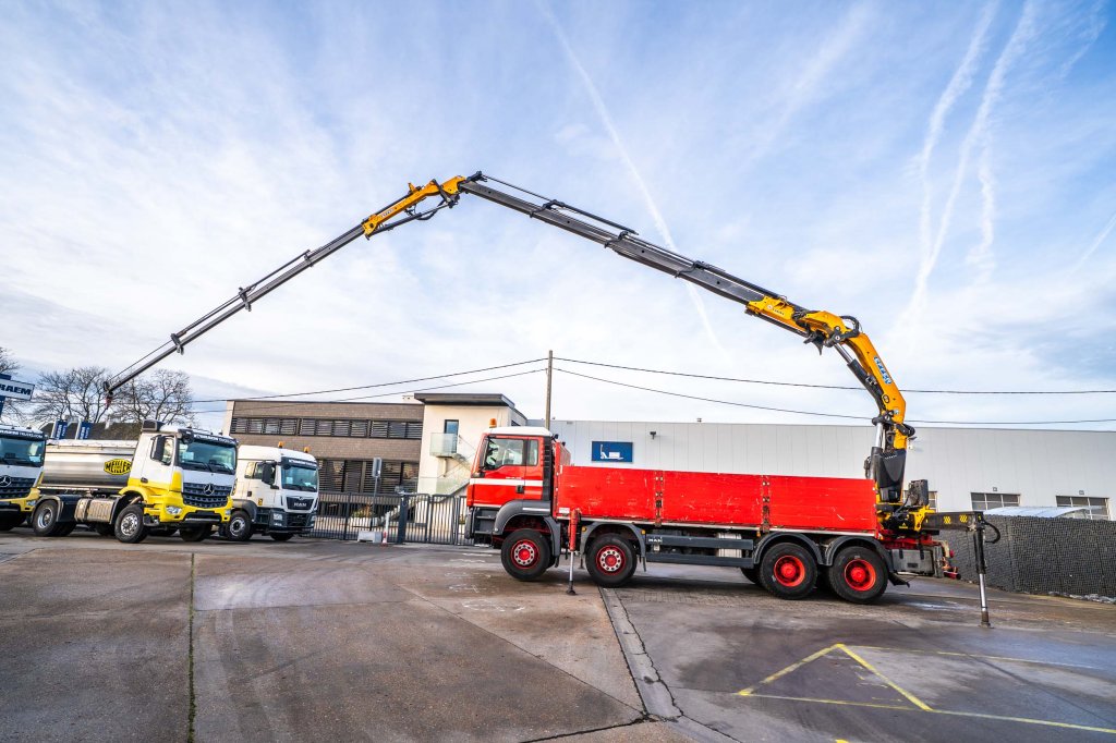 MAN TGS 35.400 BB+ EFFER 395 (4x)+JIB(4x) 2016 E64432 TGS 35.400 BB+ EFFER 395 (4x)+JIB(4x) 2016 1 image 2