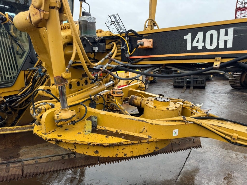 CAT 140 H 2000 5402 140 H 2000 1 Motor graders image 8