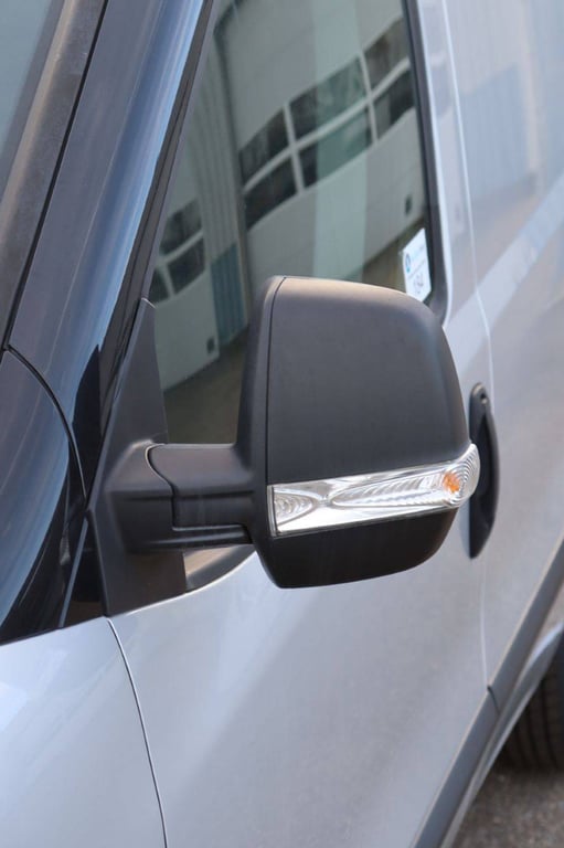 Opel Combo Diesel 2017 Van 2017 Opel Combo 2017 1 image 12