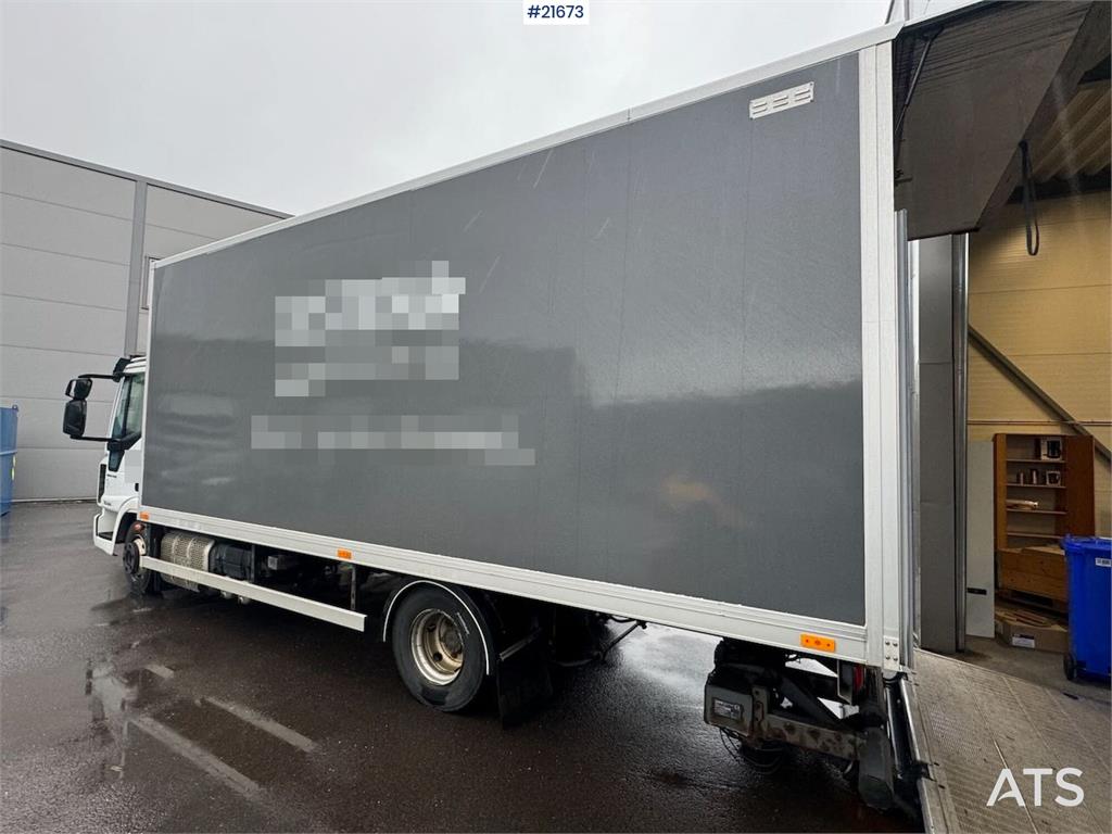 Iveco 75-210 4x2 Box Truck with Lift WATCH VIDEO 2016 21673 75-210 4x2 Box Truck with Lift WATCH VIDEO 2016 1 image 5