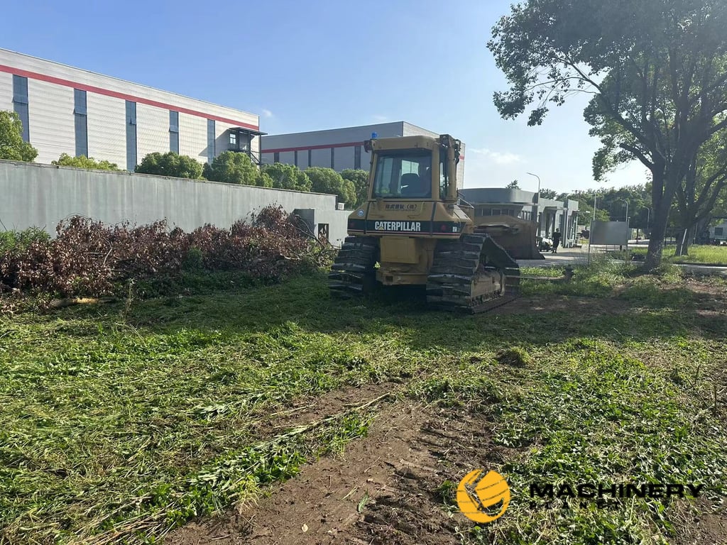 D5N Caterpillar Used Bulldozer good price HOT SALE D5N 2018 1 Dozers image 4