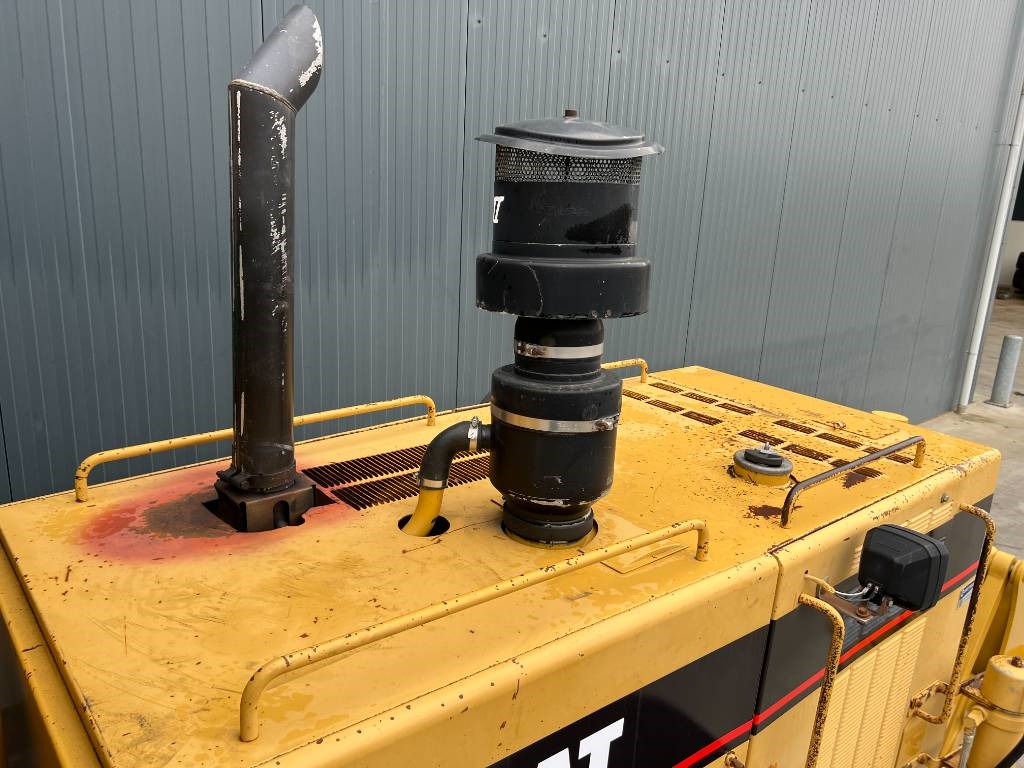 CAT 140H 1997 208067 140H 1997 1 Motor graders image 9