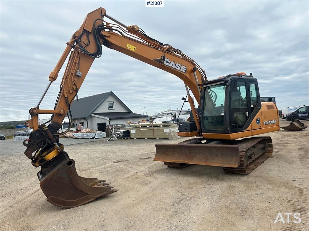 CASE CX130B excavator w/rototilt and two buckets. WATCH 2011 21387 CX130B excavator w/rototilt and two buckets. WATCH 2011...