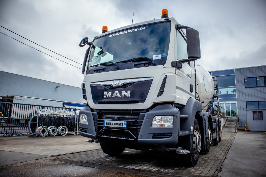 MAN TGS 32.360 BB+MIXER 9M³ 2016 E59798 TGS 32.360 BB+MIXER 9M³ 2016 1 image 3