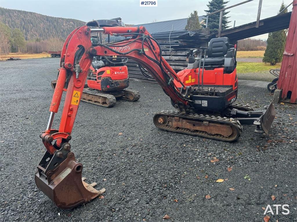 Kubota U17-3a Mini Excavator with Grading Bucket – Custom 2009 21796 U17-3a Mini Excavator with Grading Bucket – Custom 20...