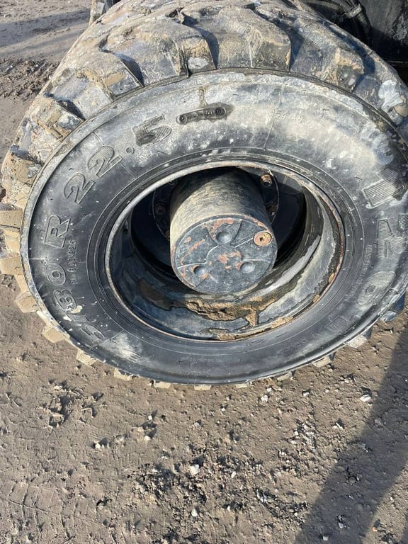 Heavy machinery product image - Image 8 of 15