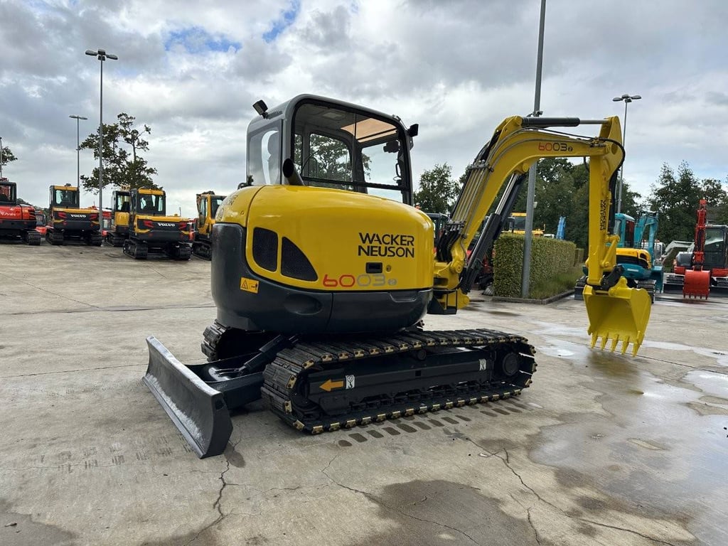 Wacker Neuson 6003 Diesel 43.4kW Tracked Excavator 2015 2015 Neuson 6003 2015 1 Tracked Dumpers image 5