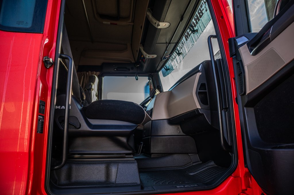 MAN TGX 18.500 XLX LLS 2017 E61666 TGX 18.500 XLX LLS 2017 1 image 7