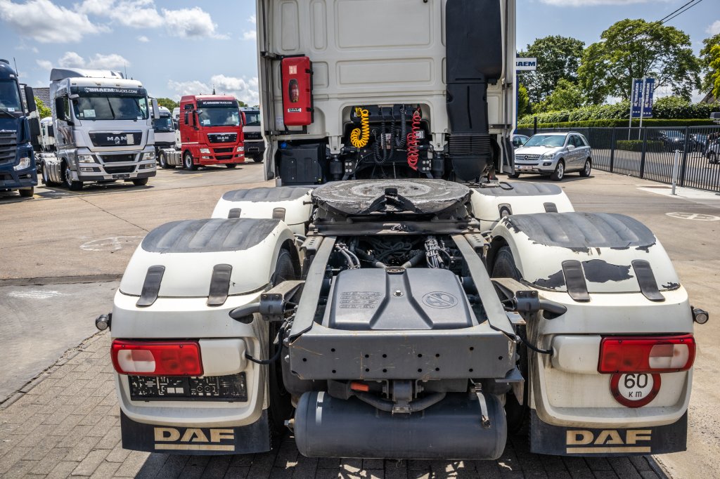 DAF XF 460-6X2-380 000 KM+ADR 2016 E60068 DAF XF 460-6X2-380 000 KM+ADR 2016 1 image 6