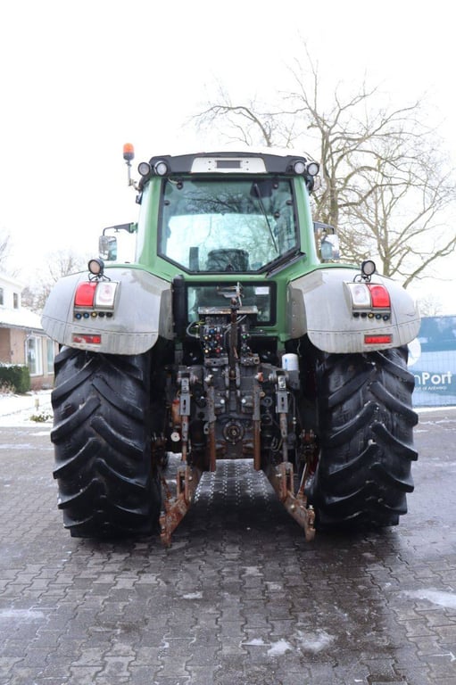 Tractor Fendt 930 Vario Diesel 2010 2010 Fendt 930 Vario 2010 1 image 5
