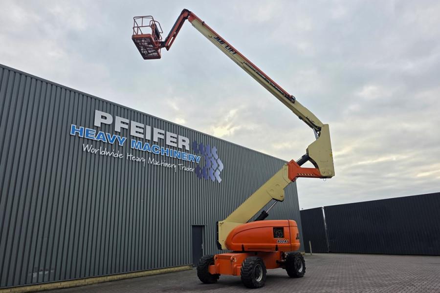 JLG 800AJ Diesel, 4x4x4 Drive, 26.5m Working Height, 1 2000 JLG - 800AJ - 90355 800AJ Diesel, 4x4x4 Drive, 26.5m Working H...