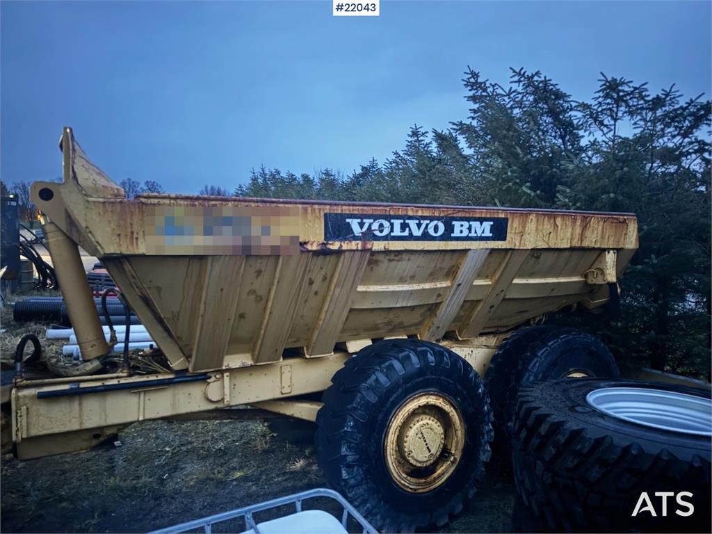Volvo 861 6x6 Dump Truck. 1985 22043 861 6x6 Dump Truck. 1985 1 image 8