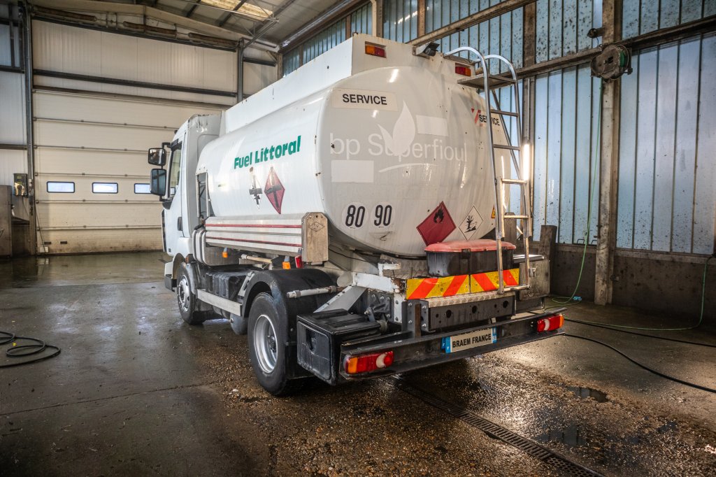 RENAULT 180 DCI+5500L/3COMP LAMES 2006 E61069 Renault 180 DCI+5500L/3COMP LAMES 2006 1 image 4
