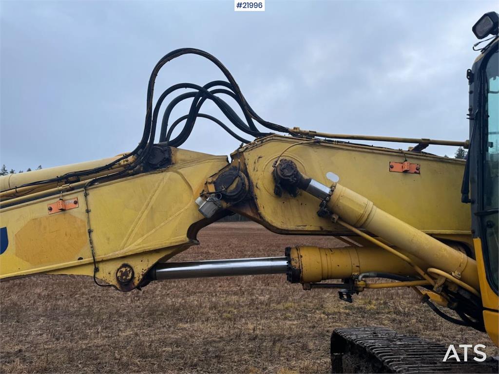 Komatsu PC290LC-7K tracked excavator w/ bucket 2003 21996 PC290LC-7K tracked excavator w/ bucket 2003 1 Crawler Excavators...