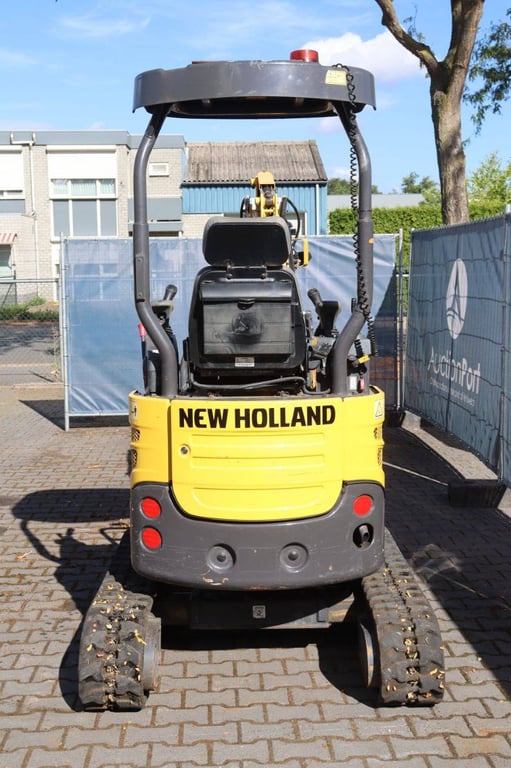 Mini excavator New Holland E17C Diesel 2021 2021 E17C 2021 1 image 5